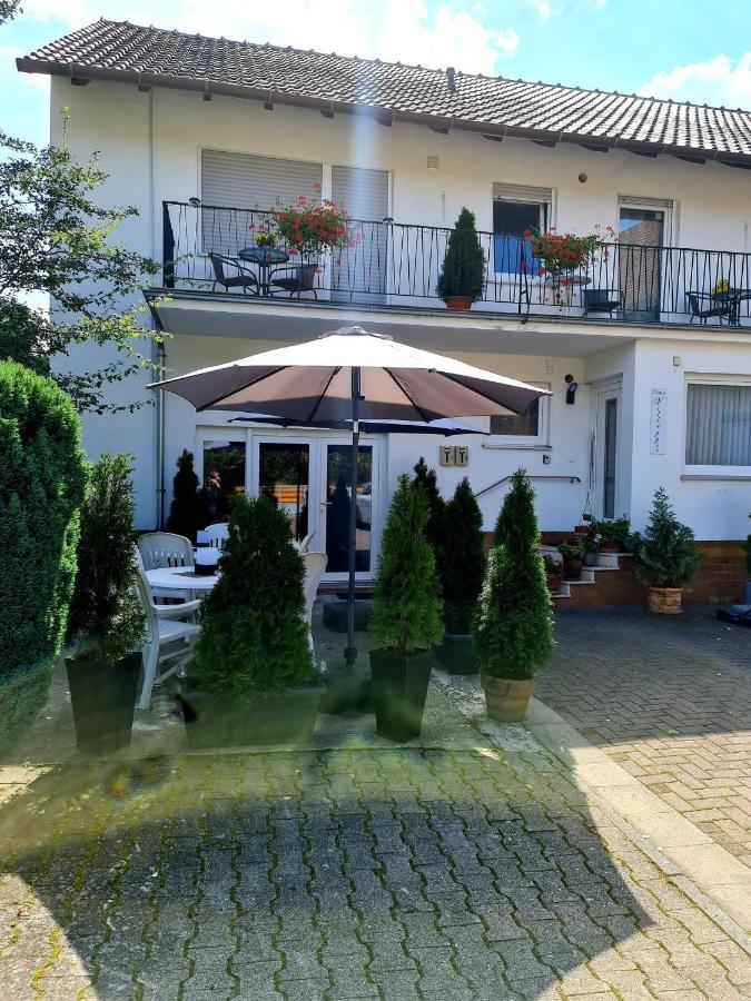 Pension Villaggio Mertesheim Exterior foto
